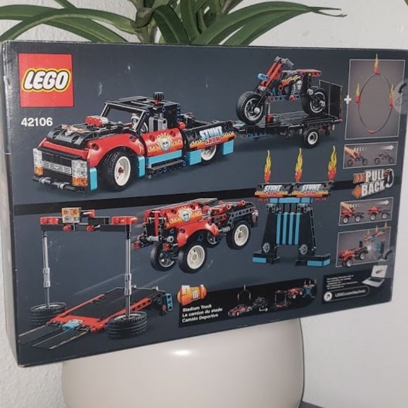 LEGO 42106 Review | LEGO Stunt Show Truck & Bike Speedbuild  NEW SEALED  Technic Stunt Show Truck & Motorcycle